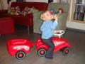 839 BobbyCar Trinken am Steuer