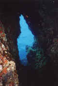 grotto_ausgang.jpg (17614 Byte)